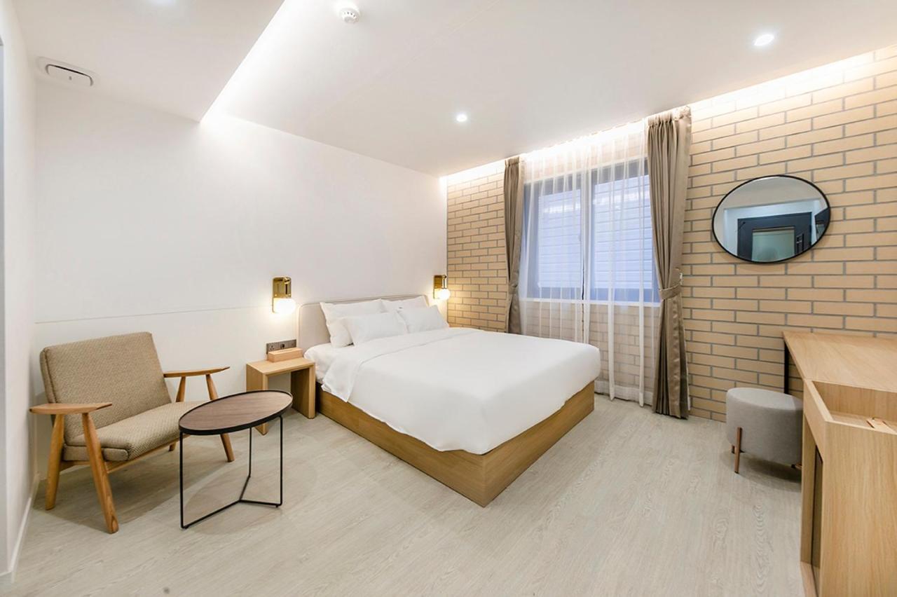 Hotel Yaja Gimhae Exterior foto