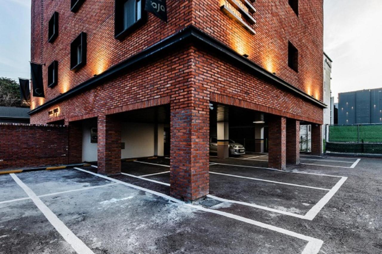 Hotel Yaja Gimhae Exterior foto